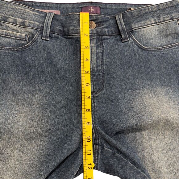 NYDJ IRA Jeans Womens Size 12 Relaxed Ankle Embossed Scroll Pattern Boho - Picture 15 of 16